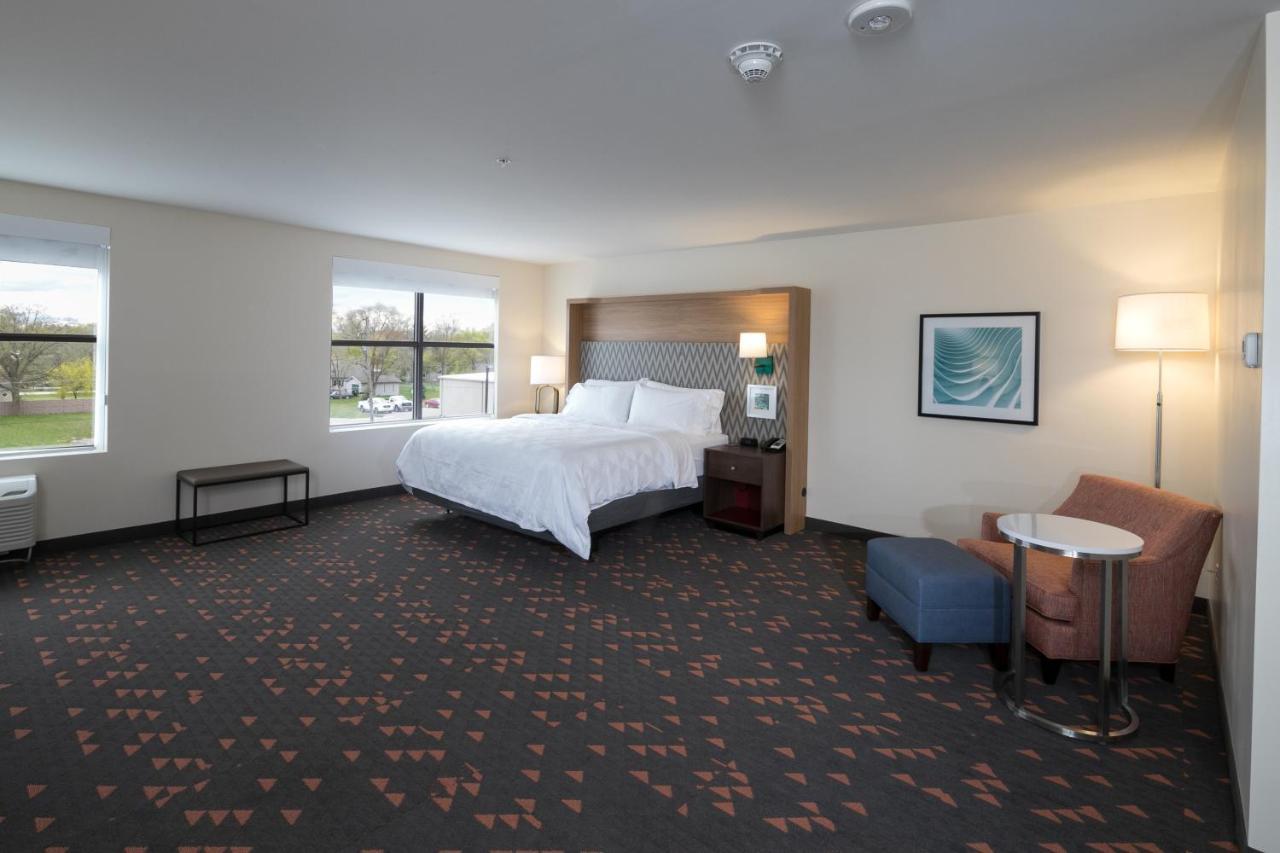 Holiday Inn & Suites Detroit - Troy By Ihg Εξωτερικό φωτογραφία