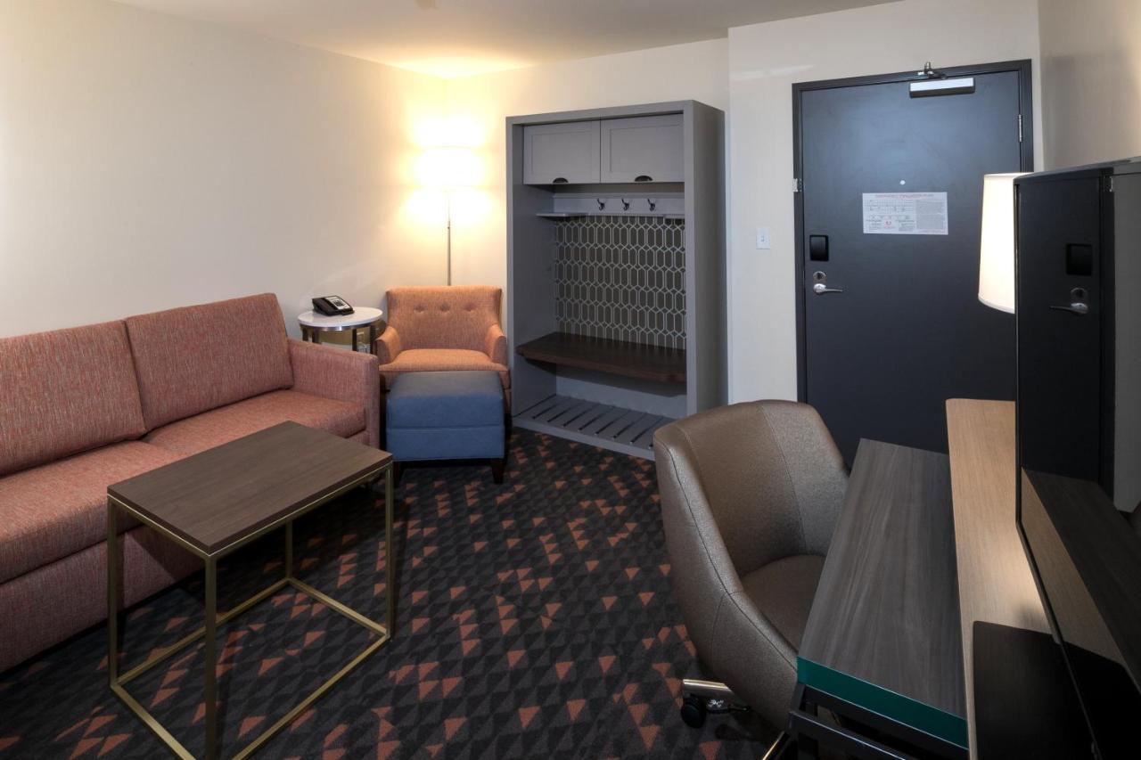 Holiday Inn & Suites Detroit - Troy By Ihg Εξωτερικό φωτογραφία
