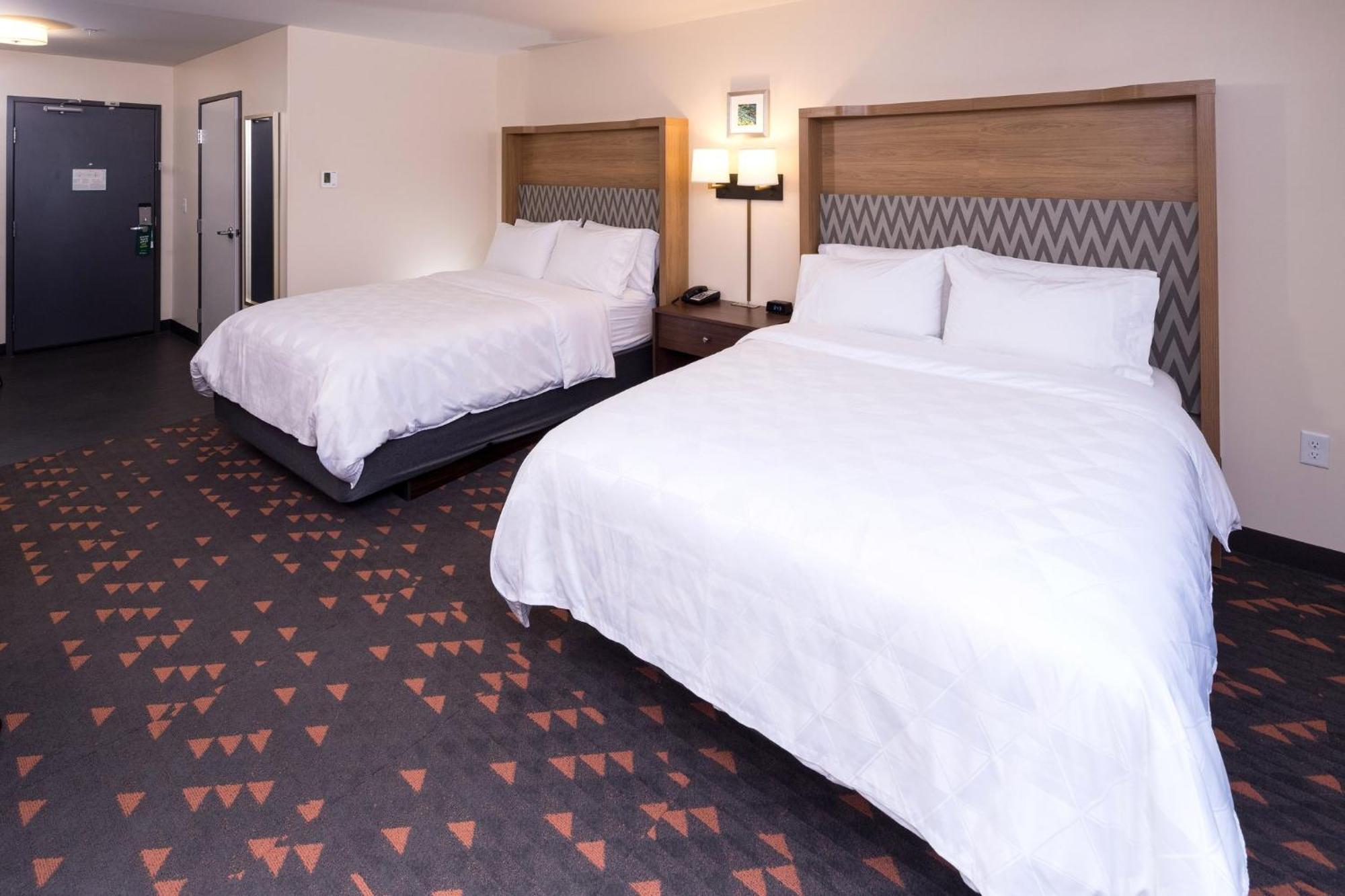 Holiday Inn & Suites Detroit - Troy By Ihg Εξωτερικό φωτογραφία